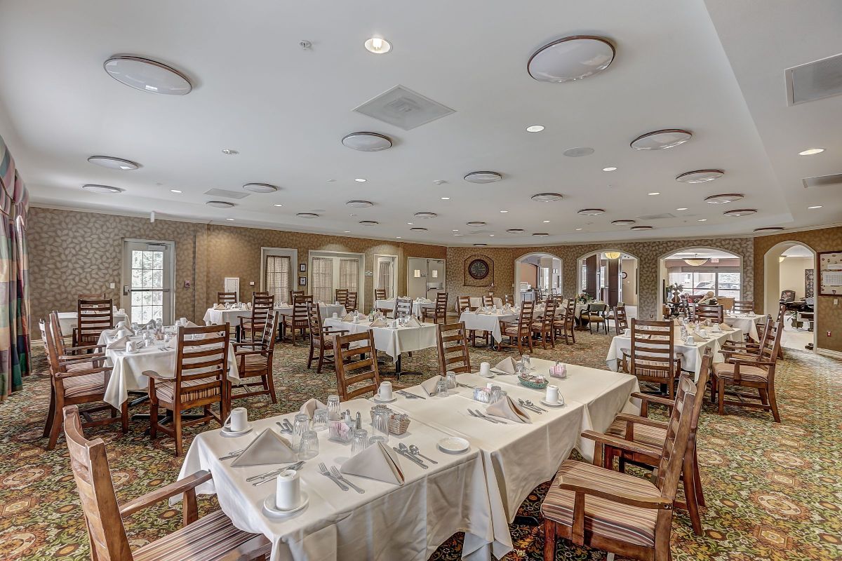 Dining area at The Hampton at Meadow Place