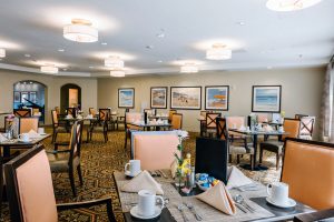 Memory Care dining at The Hampton at Meadows Place in Sugar Land, TX